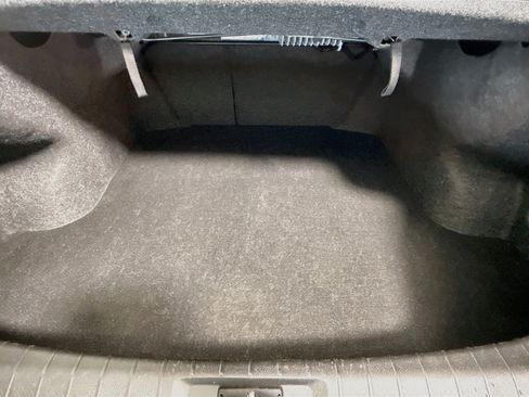 Used 2023 Nissan Maxima SL FWD image 35