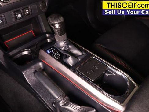 Used 2019 Toyota Tacoma SR5 image 18