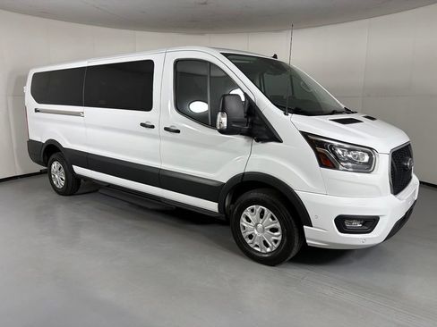 Used 2023 Ford Transit 350 XLT RWD image 11