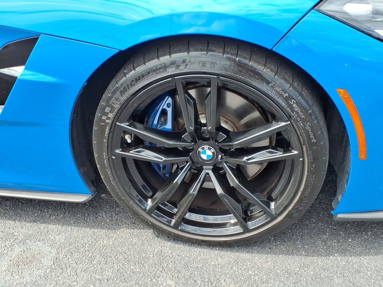 Used 2020 BMW Z4 M40i w/ Premium Package RWD image 9