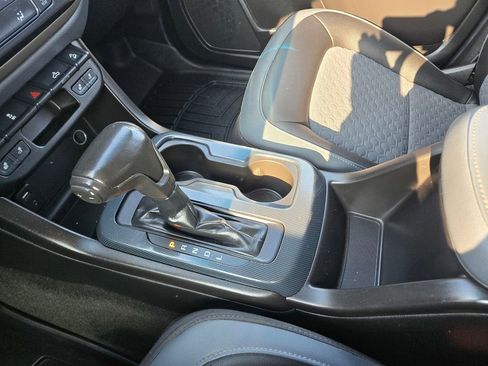 Used 2018 Chevrolet Colorado Z71 image 13