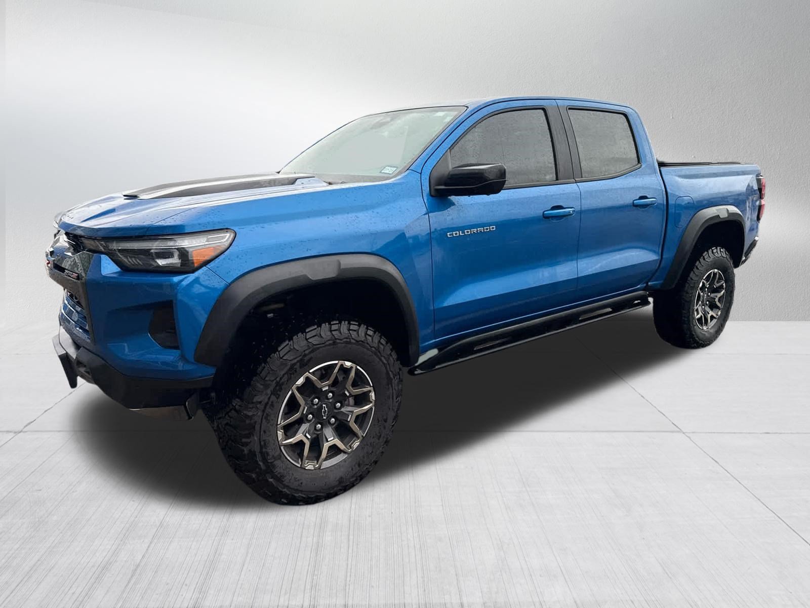 Used 2023 Chevrolet Colorado ZR2 w/ ZR2 Convenience Package III AWD/4WD image 3