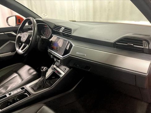 Used 2024 Audi Q3 2.0T Premium AWD/4WD image 14