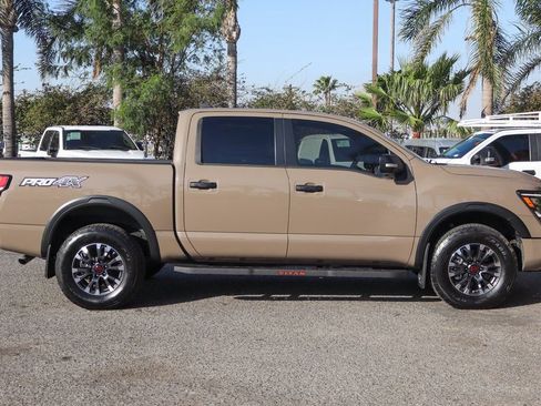 Used 2023 Nissan Titan PRO-4X w/ Pro-4x Convenience Package AWD/4WD image 10