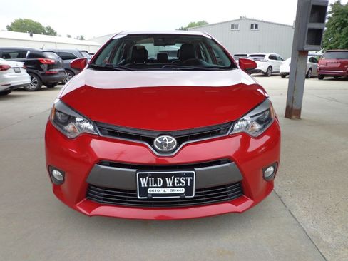 Used 2015 Toyota Corolla LE Premium FWD image 2