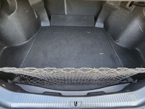 Used 2021 Toyota Avalon Limited image 34