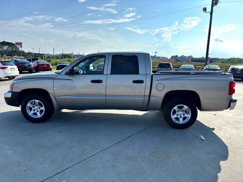 Used 2005 Dodge Dakota SLT image 7