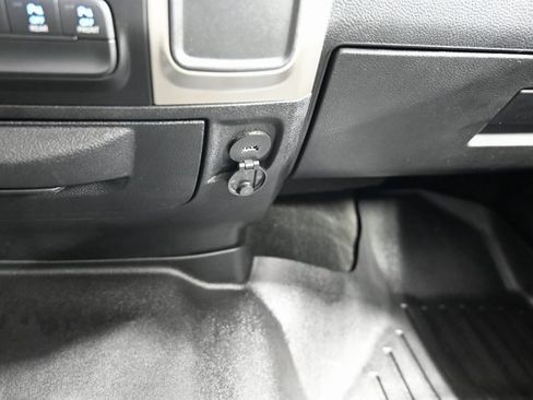 Used 2017 RAM 1500 Big Horn image 22