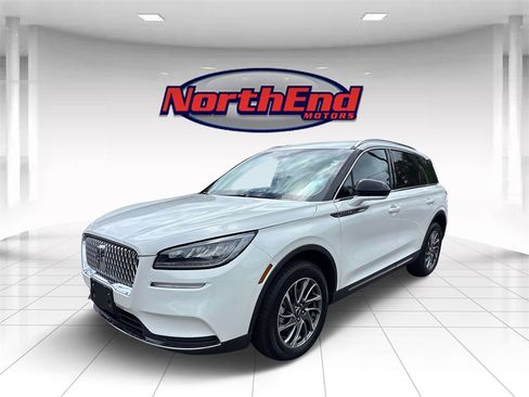 Used 2022 Lincoln Corsair AWD w/ Equipment Group 101A image 7