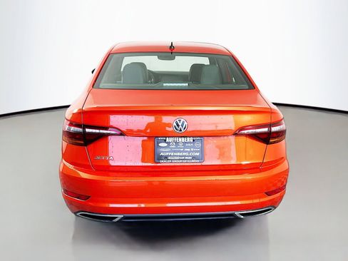 Used 2019 Volkswagen Jetta R-Line FWD image 6