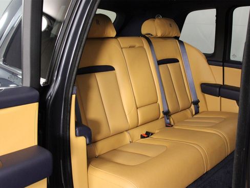 Certified 2024 Rolls-Royce Cullinan image 13