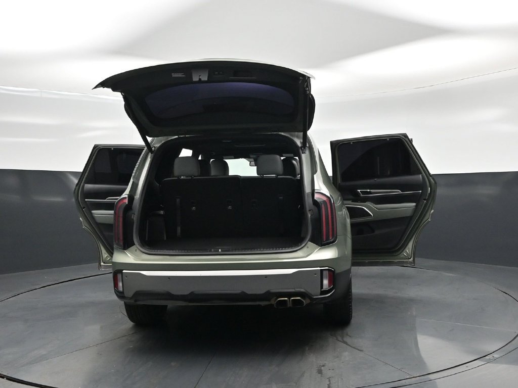 Used 2023 Kia Telluride EX X-Line AWD/4WD image 32