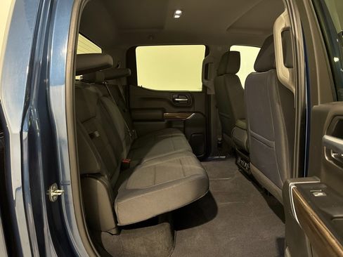 Used 2019 Chevrolet Silverado 1500 RST image 25