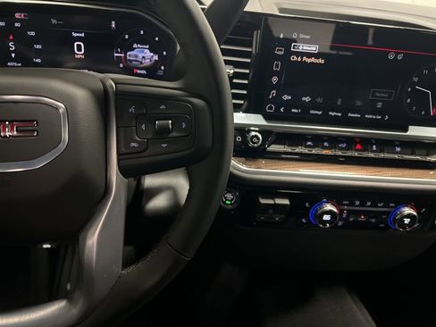 New 2026 GMC Sierra 1500 Elevation AWD/4WD image 15
