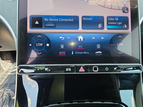 Used 2024 Mercedes-Benz C 300 Sedan image 21