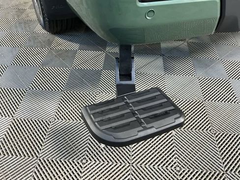 New 2026 Nissan Frontier SV image 9