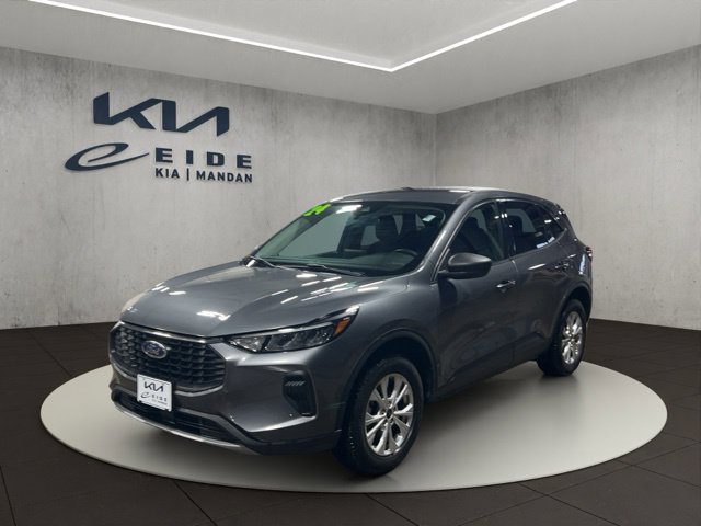 Used 2024 Ford Escape Active AWD/4WD image 5