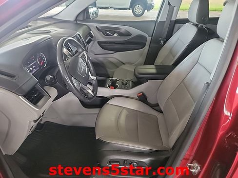 Used 2019 GMC Terrain SLT w/ Preferred Package FWD image 2