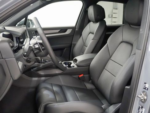 New 2026 Porsche Cayenne E-Hybrid image 5