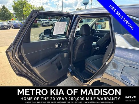 Used 2025 Kia Sorento EX FWD image 30