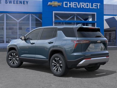 New 2026 Chevrolet Equinox LT image 3