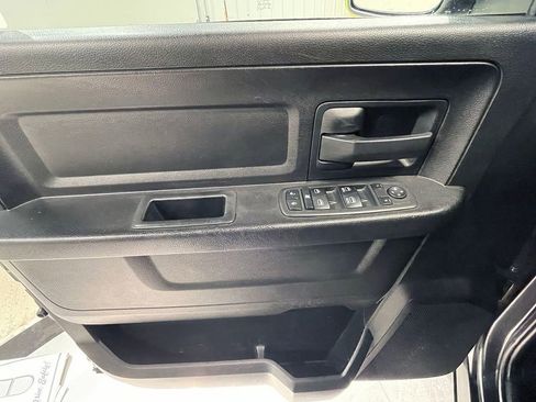 Used 2019 RAM 1500 Express AWD/4WD image 19