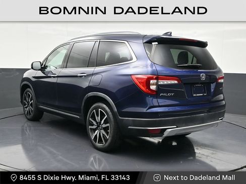 Used 2022 Honda Pilot Touring image 3