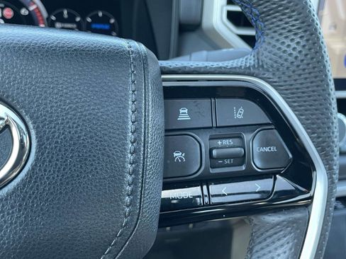 Used 2025 Toyota Tundra Platinum AWD/4WD image 25