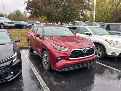 Used 2023 Toyota Highlander XLE