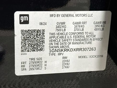 Used 2024 Chevrolet Tahoe RST w/ Luxury Package AWD/4WD image 34
