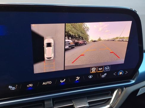 New 2026 Chevrolet Equinox EV LT AWD/4WD image 26