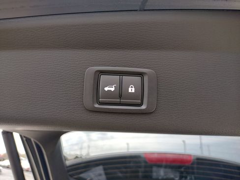 New 2026 Mitsubishi Outlander SE image 28