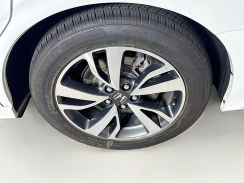 Certified 2021 Honda Odyssey Touring image 41