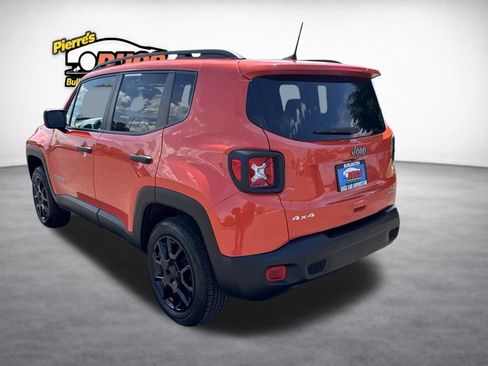 Used 2021 Jeep Renegade Sport w/ Sport Appearance Group AWD/4WD image 3