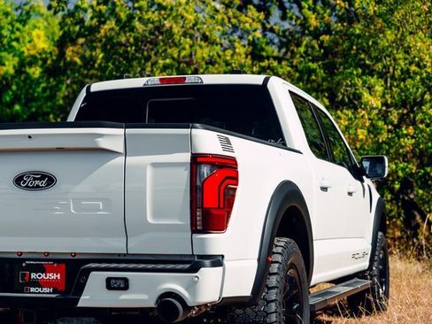 New 2025 Ford F150 Lariat w/ Equipment Group 502A High image 13