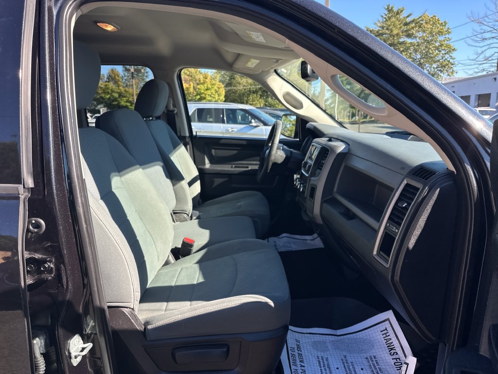 Used 2016 RAM 1500 Express AWD/4WD image 21