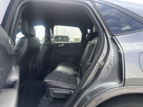 Certified 2023 Ford Escape ST-Line AWD/4WD image 19