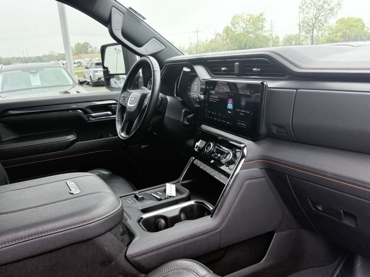 Used 2024 GMC Sierra 2500 AT4 w/ Max Trailering Package AWD/4WD image 13