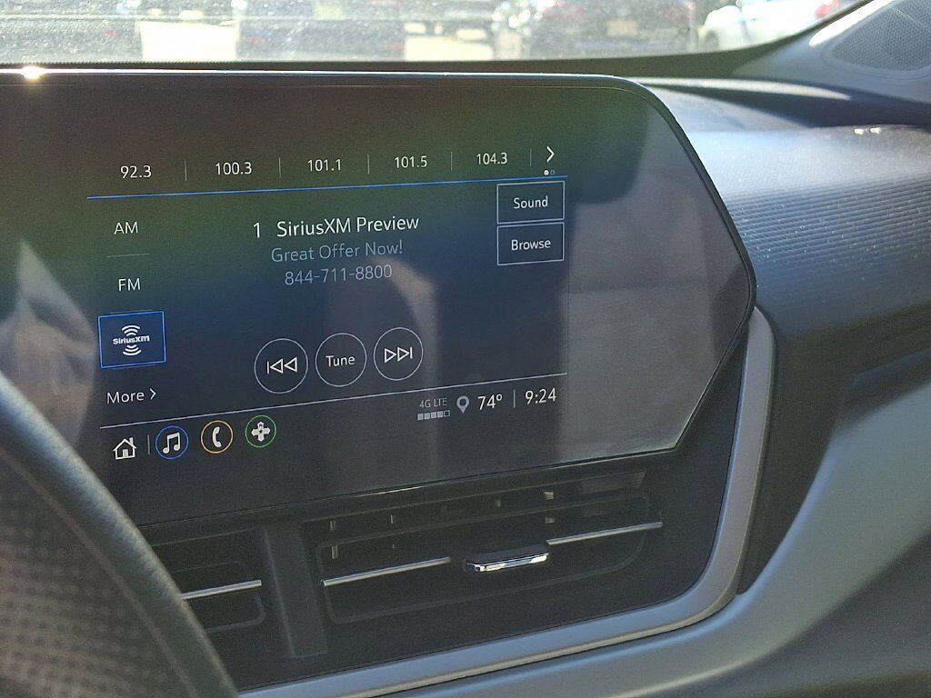 Used 2025 Chevrolet Trax LS w/ LS Convenience Package FWD image 22
