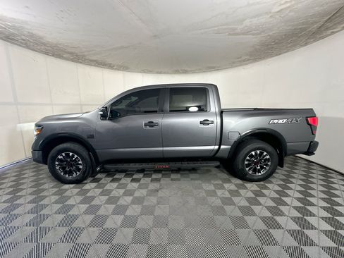 Used 2023 Nissan Titan PRO-4X w/ Pro-4x Convenience Package AWD/4WD image 6