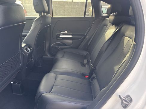 Used 2025 Mercedes-Benz GLA 250 4MATIC image 25