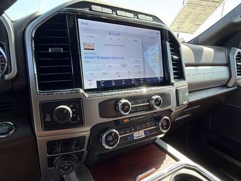 Used 2022 Ford F350 King Ranch w/ King Ranch Ultimate Package AWD/4WD image 27