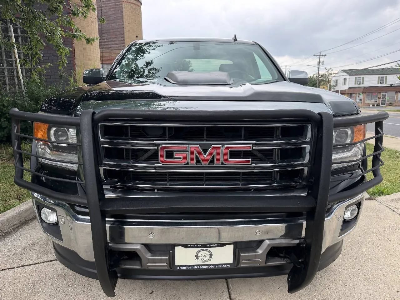 Used 2014 GMC Sierra 1500 SLT w/ SLT Preferred Package AWD/4WD image 4