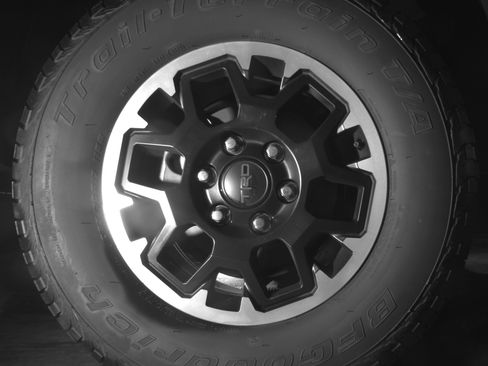 Used 2025 Toyota Tacoma TRD Off-Road AWD/4WD image 15