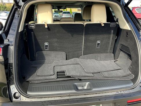 Certified 2025 INFINITI QX60 Luxe image 36