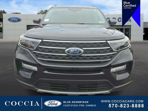 Certified 2022 Ford Explorer XLT w/ Equipment Group 202A image 2
