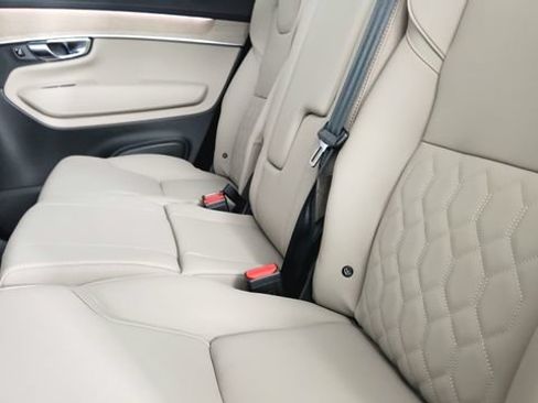 Certified 2026 Volvo XC90 B6 Plus w/ Protection Package Premier AWD/4WD image 30