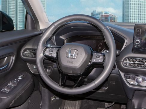Certified 2024 Honda HR-V EX-L image 16