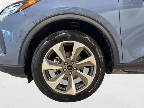 Used 2024 Ford Escape Platinum AWD/4WD image 55