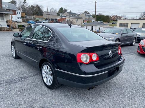 Used 2010 Volkswagen Passat Komfort image 3